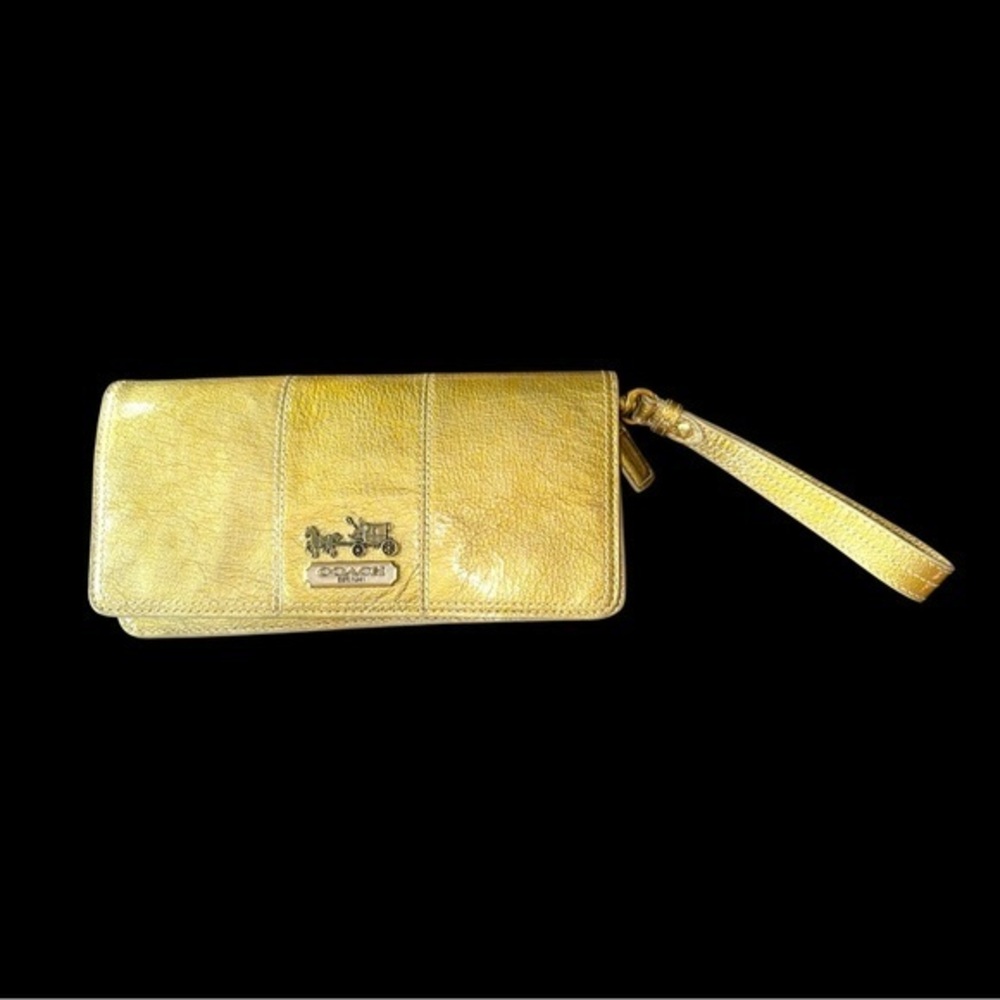 Vintage Coach  Metallic Gold Wallet / Clutch / Wristlet with Hang Tag